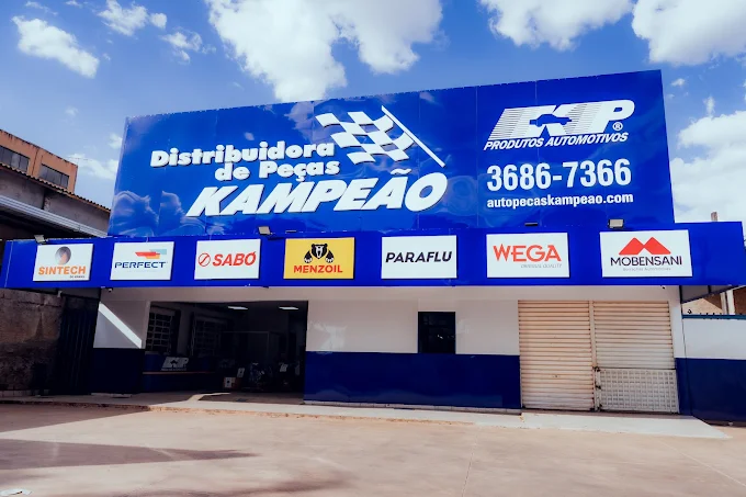 Fachada de uma unidade da Distribuidora de Peças Kampeão no Distrito Federal